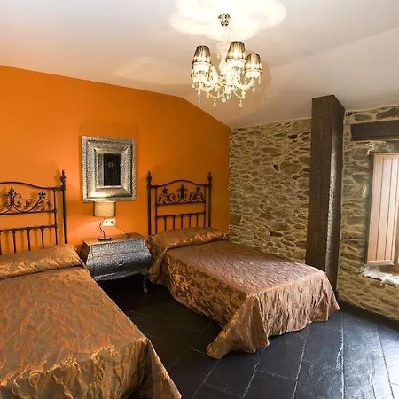 Hacienda Airabella Viana do Bolo